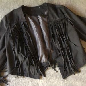 Suede fringe crop jacket in black